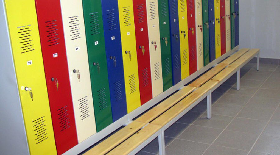 Производитель выдвижных стеллажей для гардеробов, металлической мебели, офисной мебели Польша.