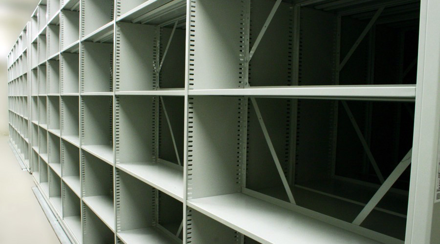 Производитель выдвижных стеллажей для гардеробов, металлической мебели, офисной мебели Польша.